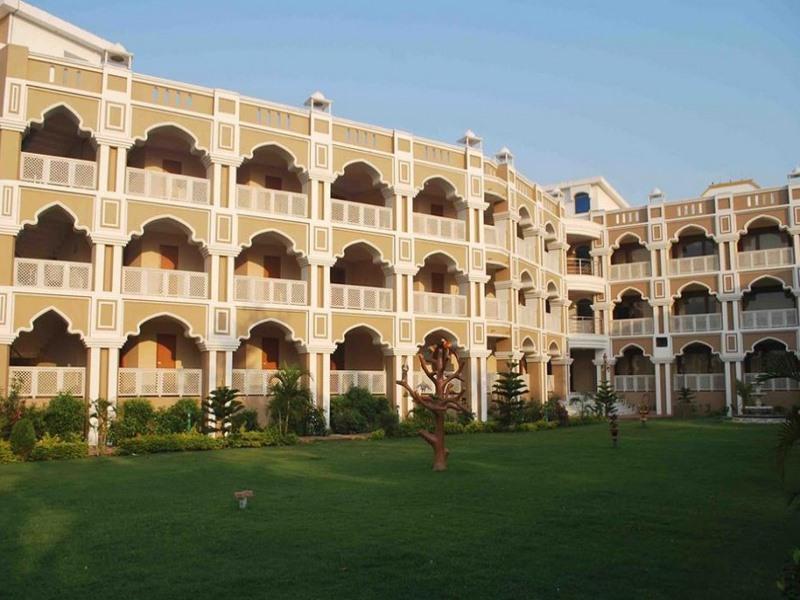 Lucky India Royal Heritage Puri Exterior photo